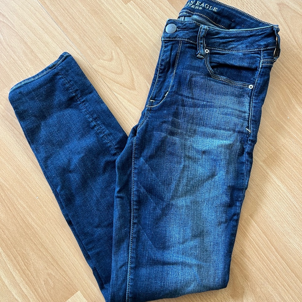 American Eagle Dark Wash Skinny Jeans -